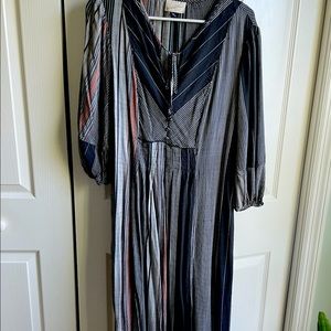 Universal Thread boho peasant dress. 3/4 sleeves